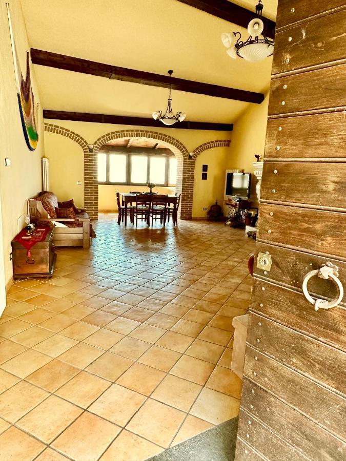 Casa San Ferrante Villa เชลาโน ภายนอก รูปภาพ